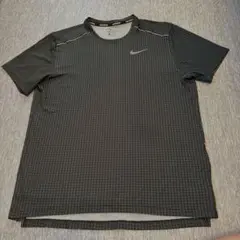 NIKEランニングTシャツ Lサイズ