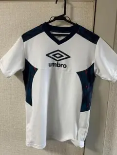 umbro アンブロ グラフィックデザインシャツ Vネック メッシュ M