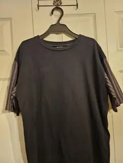 オーバーサイズTシャツ ストライプ袖 黒