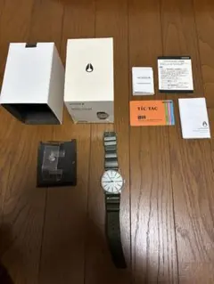 NIXON 腕時計