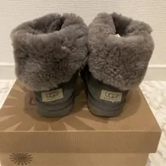 UGG BAILEY BUTTON ムートン オーストラリア アグ ショート