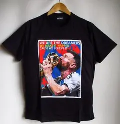 【新品 No 657T】ポップアートTシャツ リオネル メッシ アルゼンチン優勝