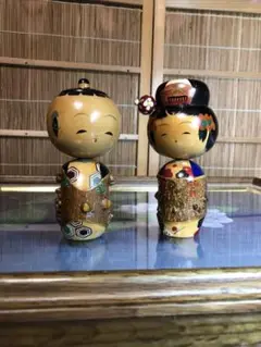 古いこけし男と女セットです