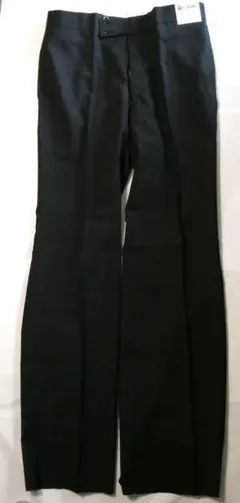 黒スラックス
