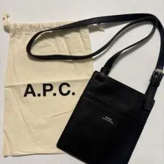 極美品A.P.C. アーペーセースマホショルダーバッグ ブラック
