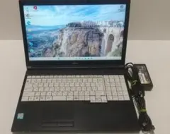 富士通 LIFEBOOK A577/SX　15.6インチ