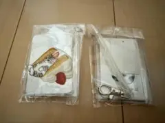 モフサンド　パスケース2つ