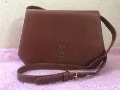 YSL イヴサンローラン レザー ヴィンテージ ショルダーバッグ
