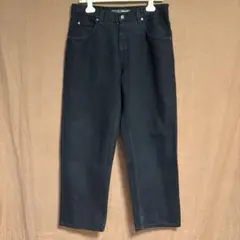 Item thumbnail for item accbcbb1-5712-4803-8f79-d183c570017e