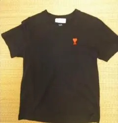 AMI ブラック Tシャツ