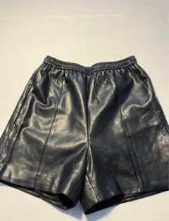 黒 レザー ショートパンツ フリーサイズ