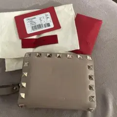 ヴァレンティノ スタッズ 財布