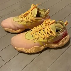 adidas アディダス バッシュ　TRAEYOUNG3 トレイヤング3