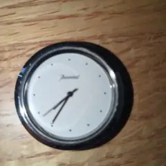 バカラ時計 ホワイト
