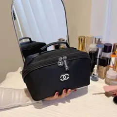 CHANEL ノベルティ　コスメバッグ　化粧ポーチ　非売品　小物入れポーチ