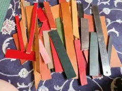 イタリアンレザー　ヌメ革　短冊ハギレ詰め合わせ