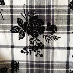 バラ柄チェックフロッキープリント生地