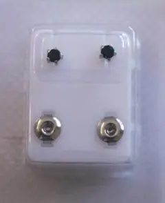 医療用ファーストピアス　エメラルド　star