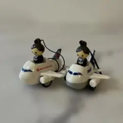 飛行機とCAのフィギュア２個セット♡