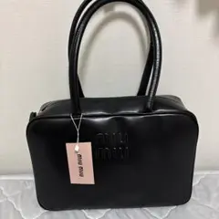 miumiuトップハンドルバッグ