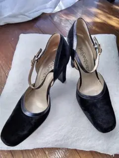 イヴ・サンローランYves Saint-Laurent パンプス 36.1/2