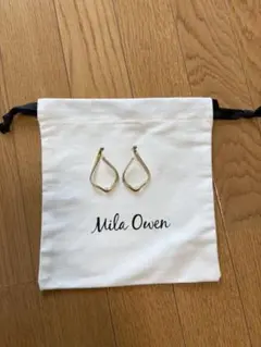 Mila Owen アシンメトリックピアス