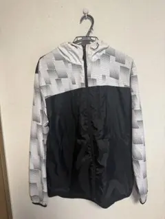 NIKE ウィンドブレーカー ホワイト/ブラック