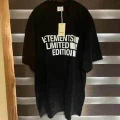 VETEMENTS ロゴ Tシャツ