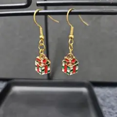 ハンドメイド プレゼントボックス ピアス