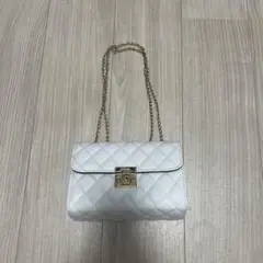 ホワイト　パーティーバッグ