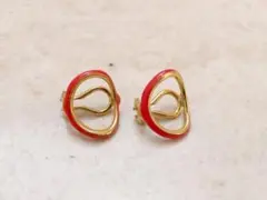 CHARLOTTE CHESNAIS ナホオリジナルイヤリング レッド