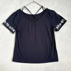 ミーア 半袖 花柄刺繍 Tシャツ ネイビー　フリーサイズ バッグクロスストラップ