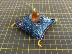 青色花柄座布団 小型