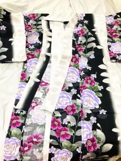 黒　浴衣　上品　花柄