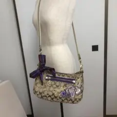 COAOHのショルダーバック