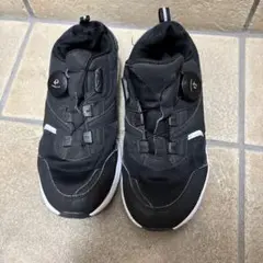 maclfootブラックスニーカー