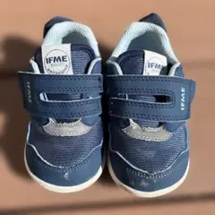 Item thumbnail for item 2f7fff71-400f-4d7e-bc0d-7e14c1b0ece4