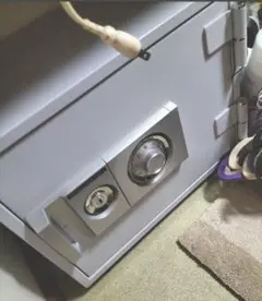 ダイヤル式小型耐火金庫 ダイヤセーフ 家庭用耐火金庫 D30-1