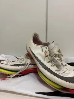 Item thumbnail for item 641d10ee-cc4a-4862-98a9-db19a92673b2