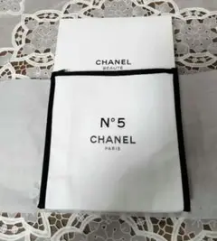 CHANEL ノベルティ ポーチ