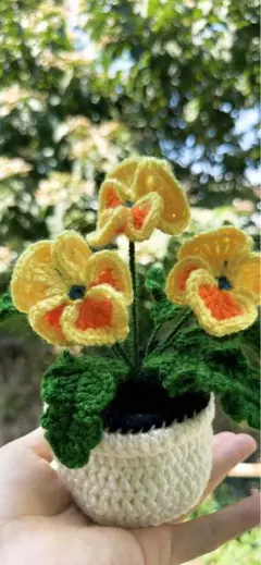 あみぐるみの花 植物 3つの花 パンジーの編み物