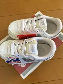 New Balance Slip-On ホワイト✖️シルバー