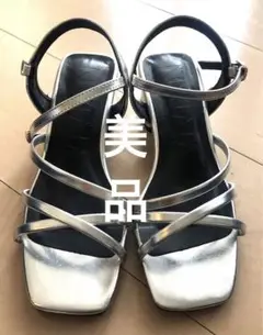 美品　サイズS ヒール約5センチ　サンダル