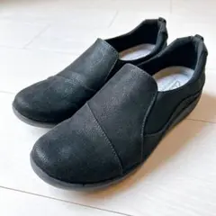 未使用級☆Clarks スリッポン フラットシューズ ブラック 黒 24cm