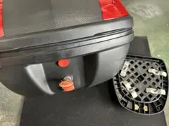Item thumbnail for item b1658f7c-2516-41ed-859b-0204b6d75c11