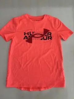 Under Armour キッズオレンジ Tシャツ【140cm】