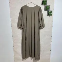 イッツインターナショナル(M)ボリューム袖ロングワンピース　背中リボン　カーキ