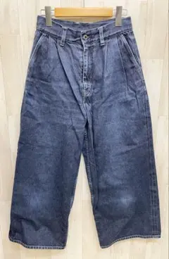 Item thumbnail for item ec92f9f4-4ac0-41b1-8906-c36522051fc1