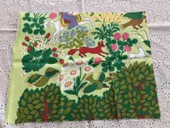 北欧柄　ハギレ　柄名不明