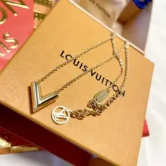【新品】Louis Vuitton ルイ ヴィトン エッセンシャルV ネックレス